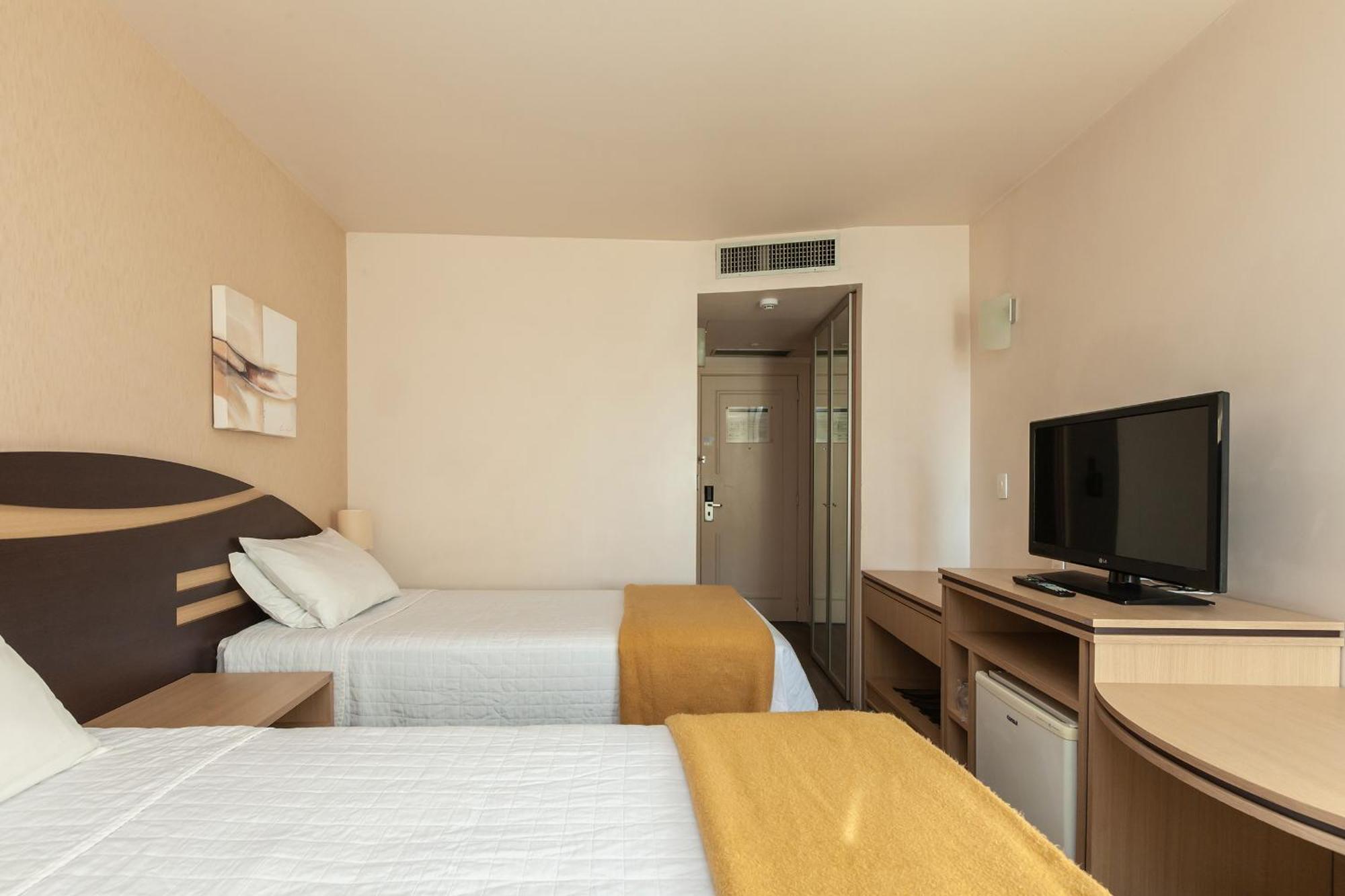 Tri Hotel Vittoria Bento Бенту-Гонсалвис Экстерьер фото